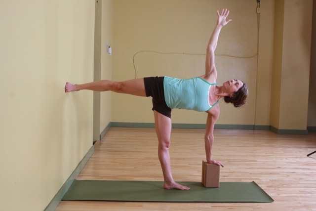 Half moon yoga props cheap